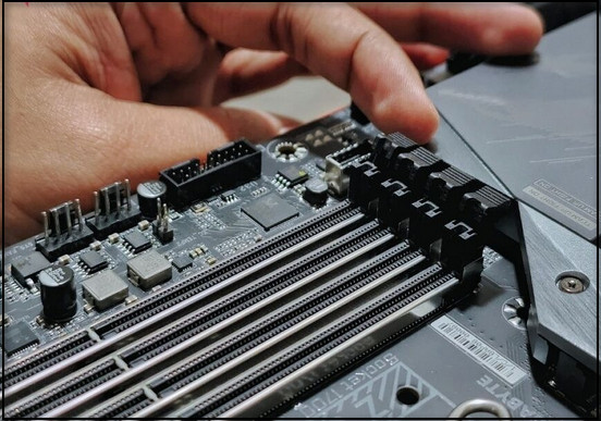 install-the-ram-in-the-correct-slots