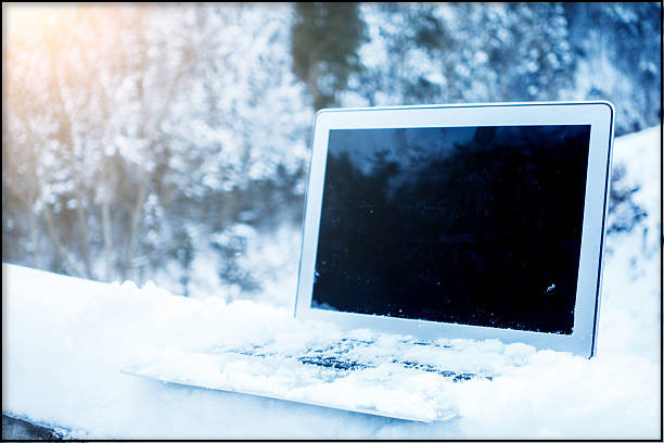 never-leave-a-laptop-in-a-cold-place