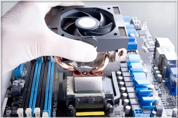 remove-the-cpu-cooler-carefully